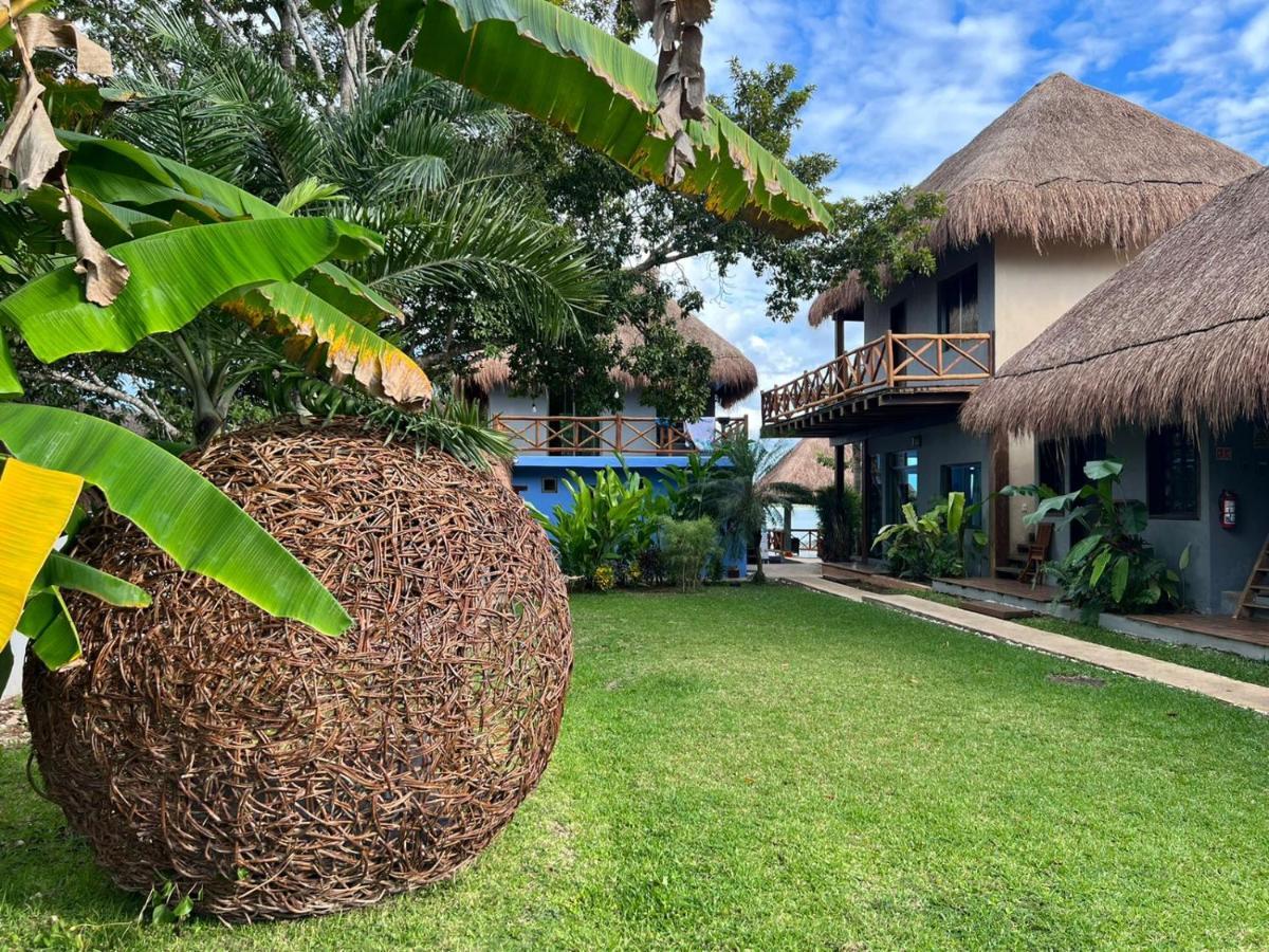 Hotel Boutique Las Nubes Bacalar Bagian luar foto
