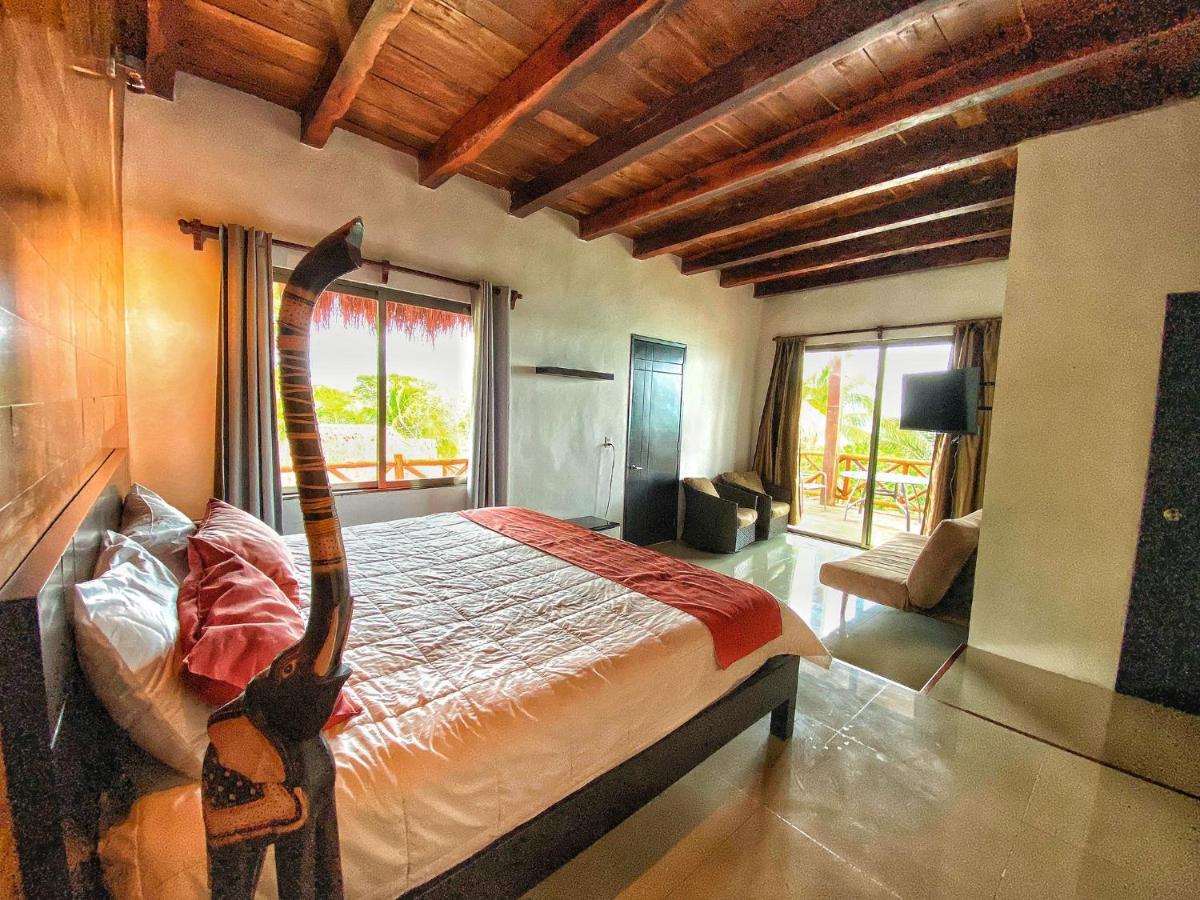 Hotel Boutique Las Nubes Bacalar Bagian luar foto