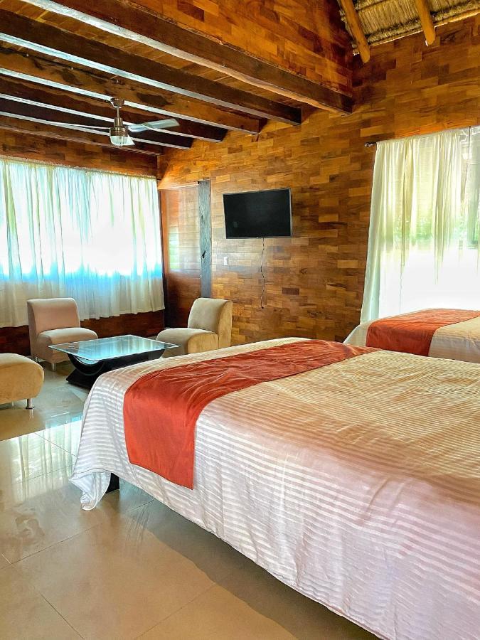 Hotel Boutique Las Nubes Bacalar Bagian luar foto